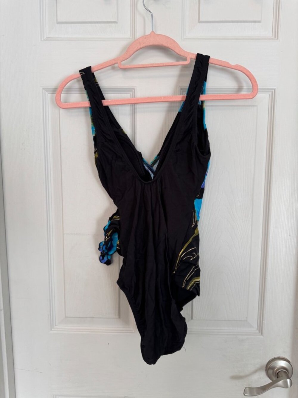 Vintage Great Lengths Swimsuit Black & Blue Floral One Piece 90s Slimming 10 - Picture 4 of 10